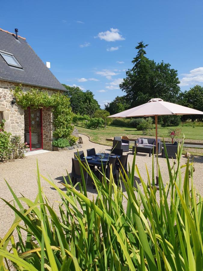 Ploumagoar Le Domaine De La Petite Chevreヴィラ エクステリア 写真